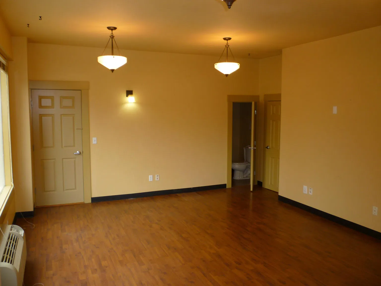 Studio, 475 sqft, $999 — Photo 4