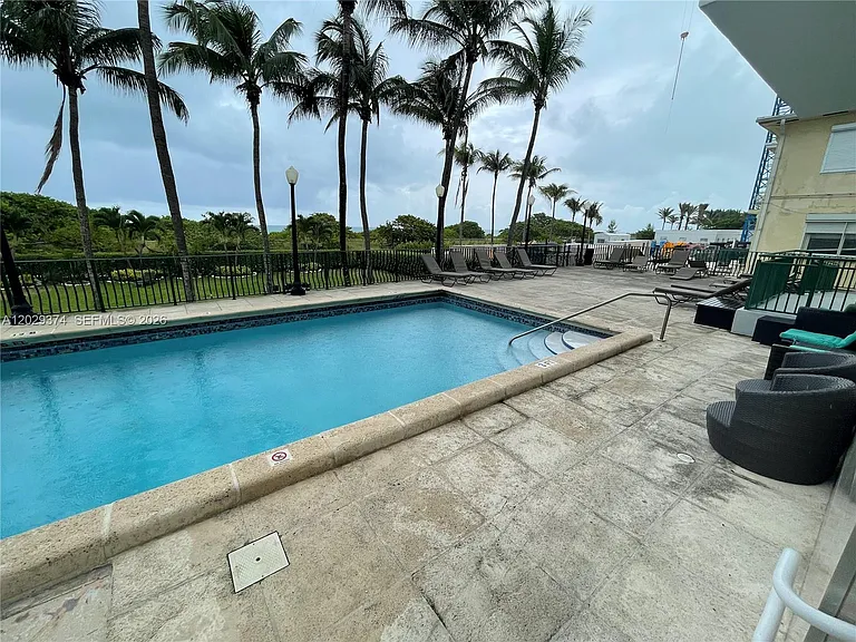 9195 Collins Ave #1001 — Photo 32
