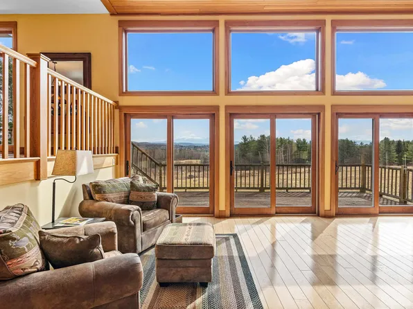 81 Brigham Hill Road, Essex, VT 05452