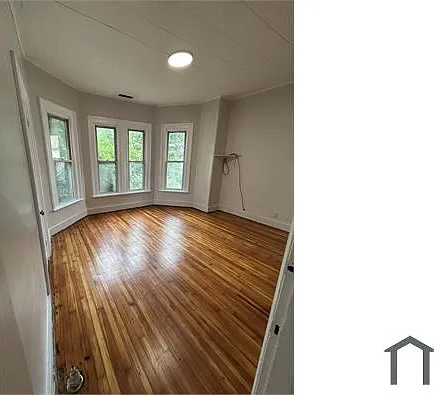 288 Hanover St #2 — Photo 2