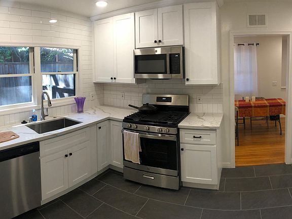 5th image of 27 Park Dr
