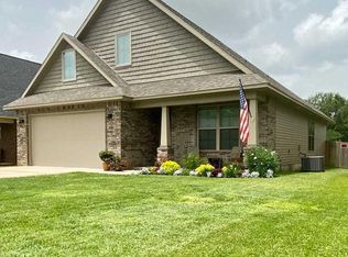 1029 Bretts Way, Cantonment, FL 32533