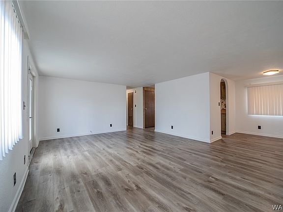 5th image of 841 E Berk Avenue