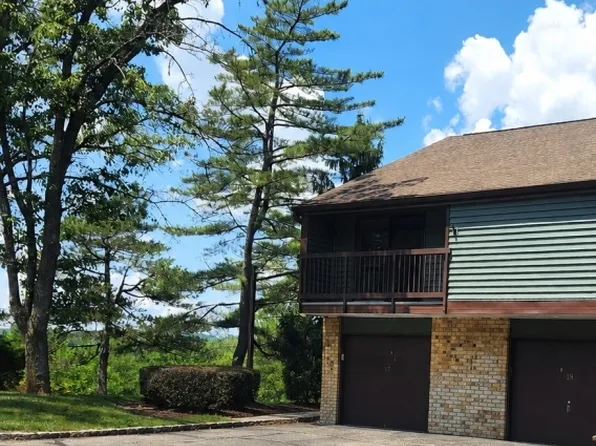 18 Ridgedale Dr, Annandale, NJ 08801