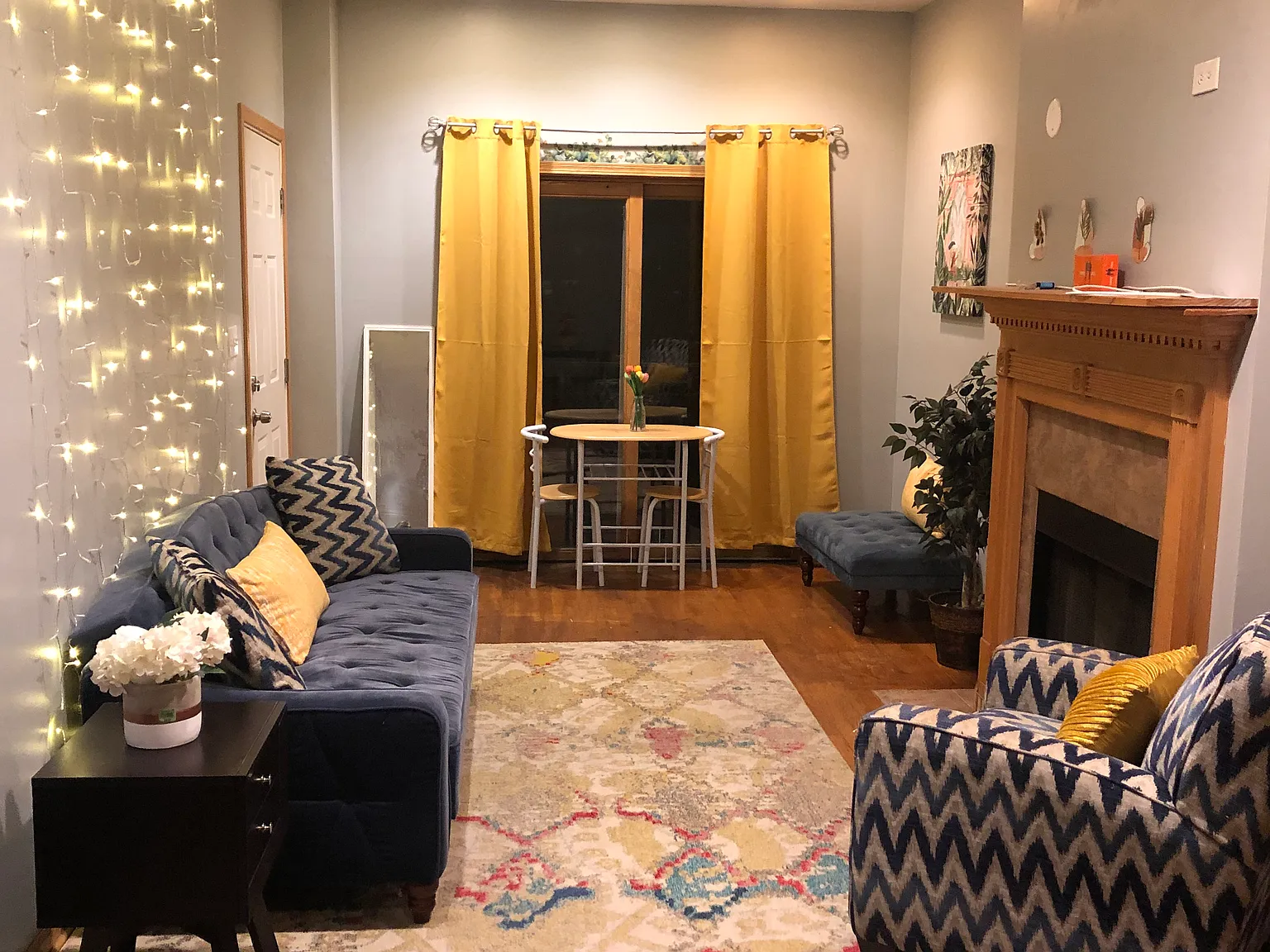 3 bed, 1200 sqft, $2,250 — Photo 2