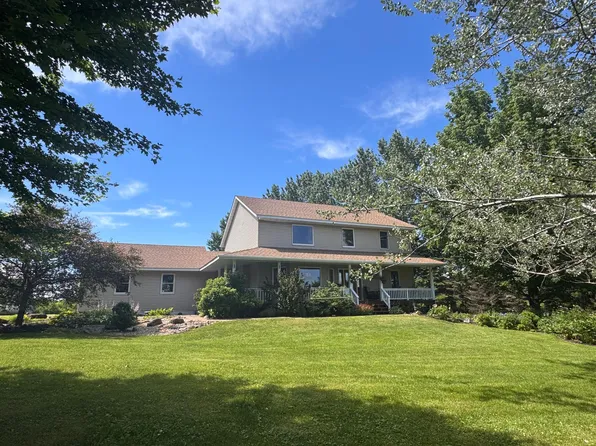 956 280th St, Woodville, WI 54028