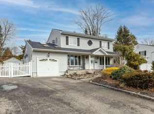 44 Bethany Dr, Commack, NY 11725