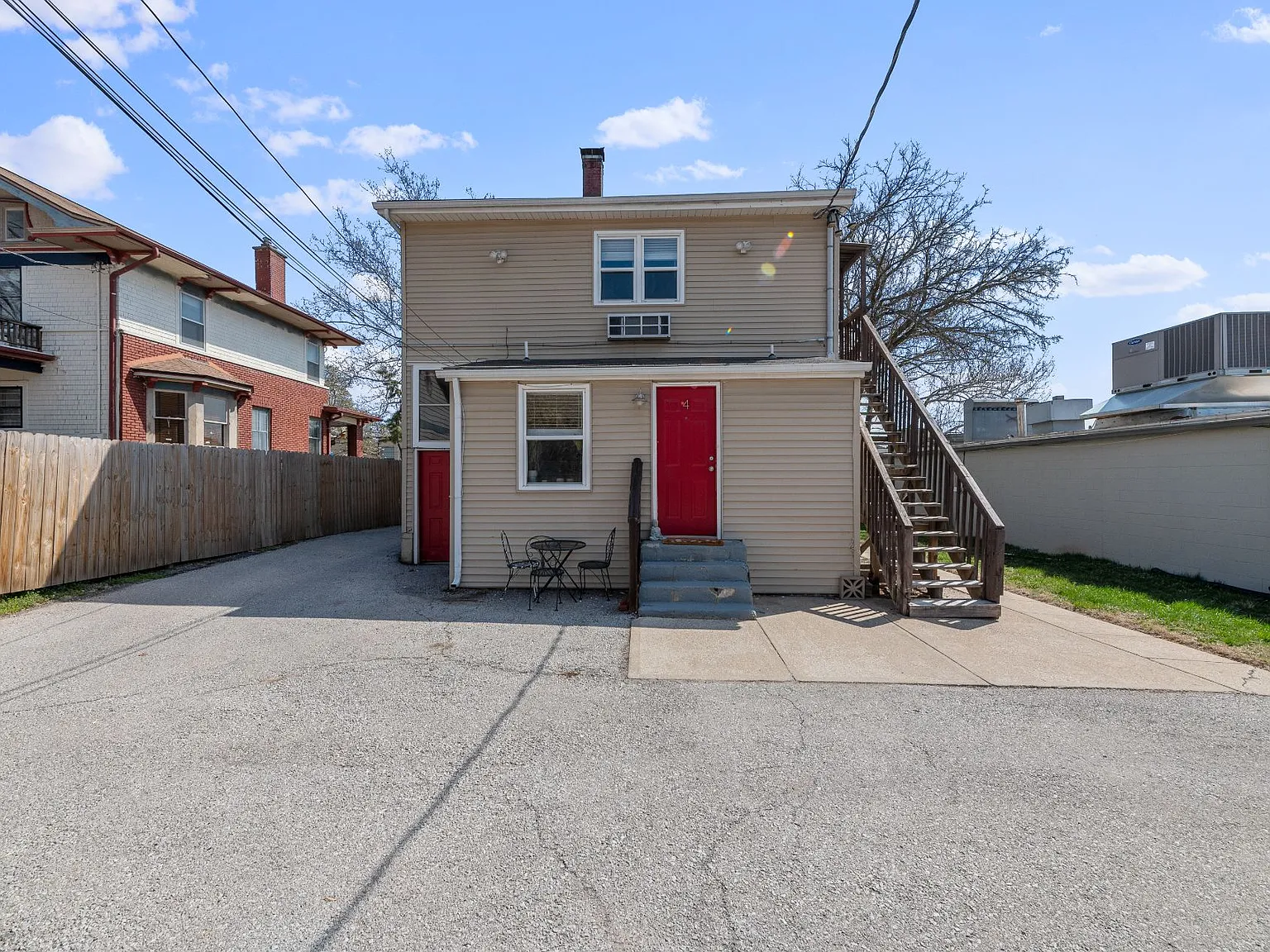 4244 Terrace — Photo 3
