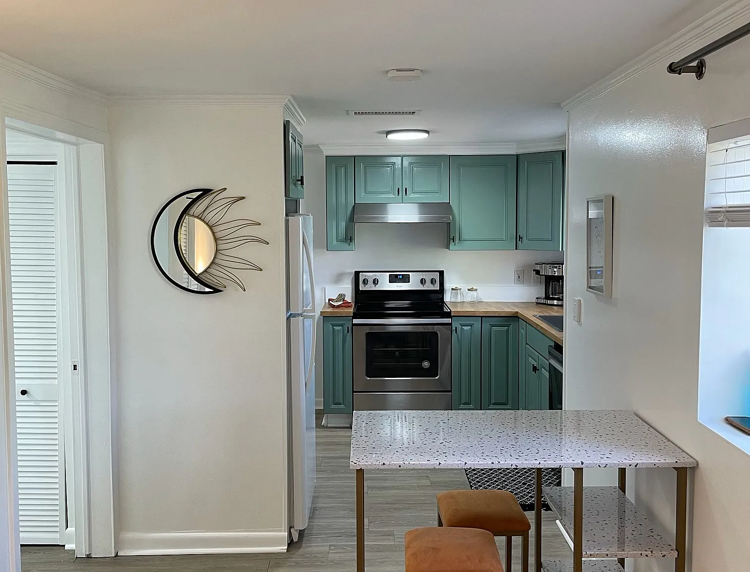 1 bed, 500 sqft, $1,400 — Photo 4