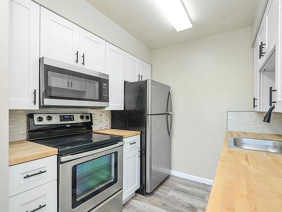 5th image of 6078 Peregrine Ave #A-13-16