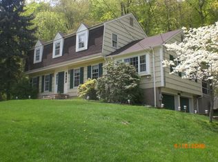 54 Rockledge Rd, Montville, NJ 07045