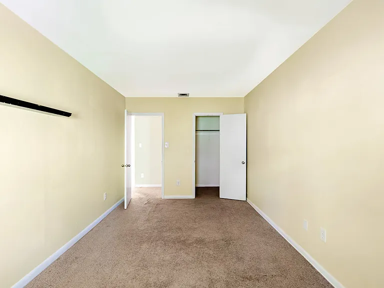330 Hermitage St #2 — Photo 19