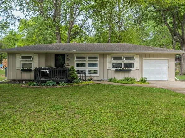 5906 Northern Ave, Raytown, MO 64133