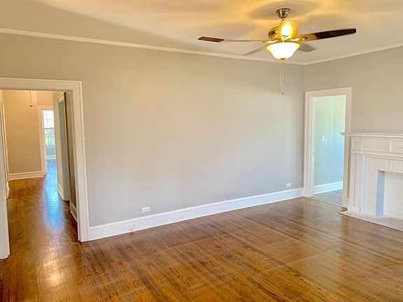 2nd image of 902 College St