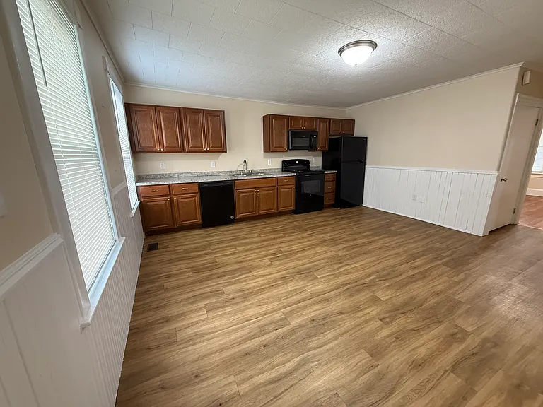 249 Elm St #1L — Photo 2