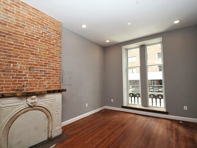 1017 Saint Paul St — Photo 7