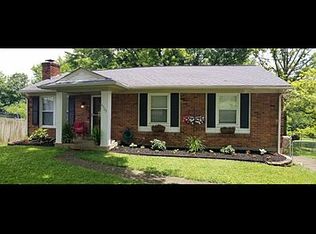 6520 Daverman Ct, Louisville, KY 40228