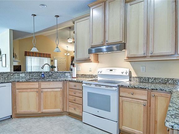 5th image of 1420 Carrolton Way #91