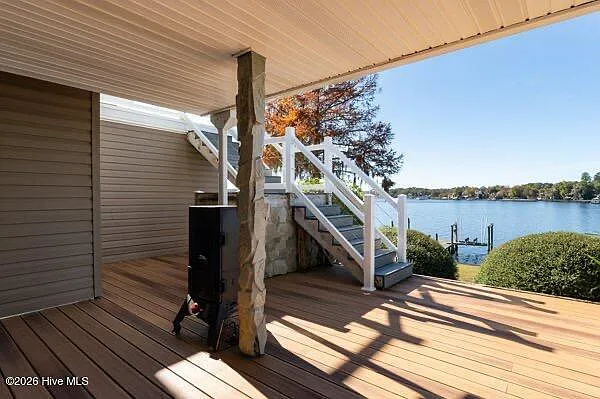 810 Madam Moores Ln #A — Photo 24
