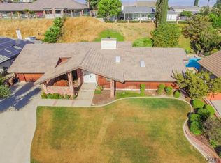 3201 Flintridge Dr, Bakersfield, CA 93306