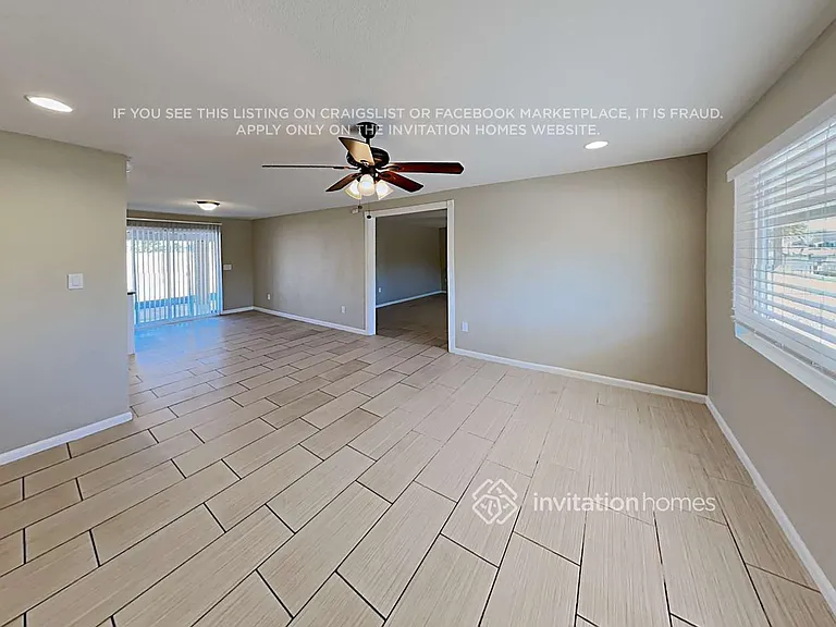 14214 N 37th Pl — Photo 4