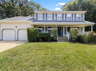 2039 Brier Cliff Cres, Chesapeake, VA 23320