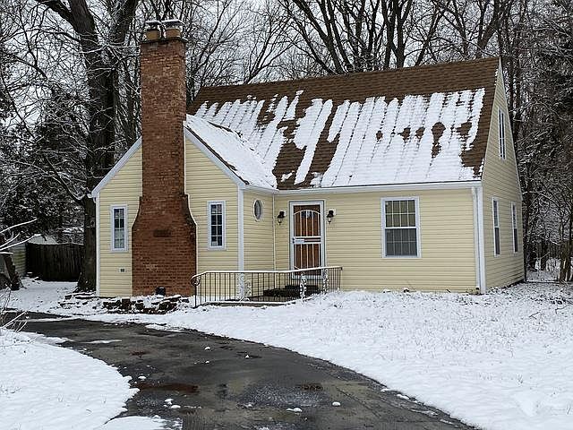 2nd image of 3434 W 160th St