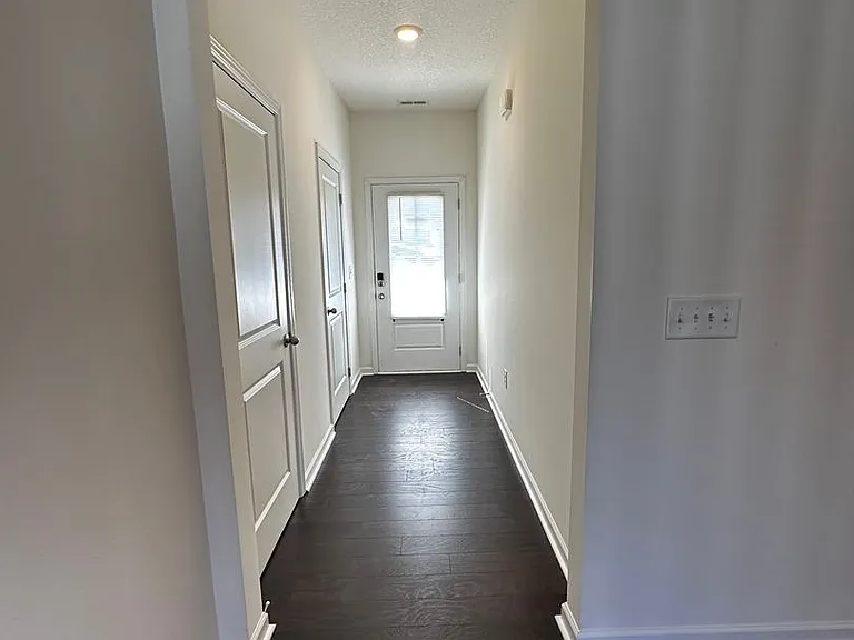 3113 Berna Way — Photo 6