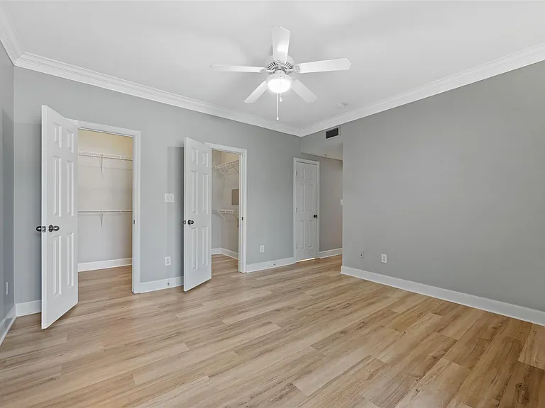 7701 Rialto Blvd #1433 — Photo 29