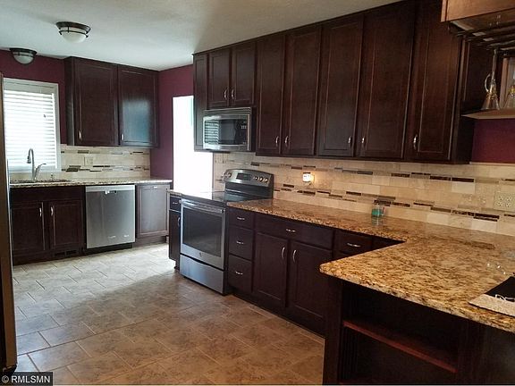 5th image of 1808 Birmingham St