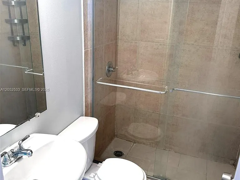 7545 E Treasure Dr #8J — Photo 16