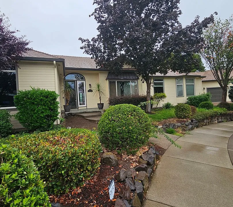2982 Rosedale Ter
