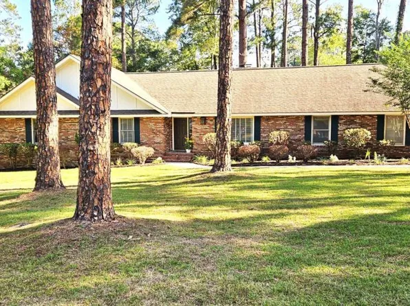 104 Pine Bluff Dr, Statesboro, GA 30458