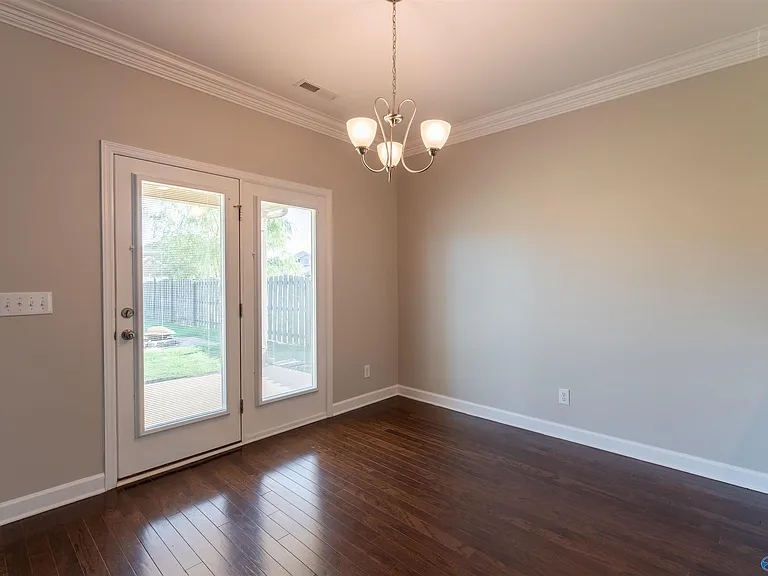 15223 Lakeside Trl — Photo 12