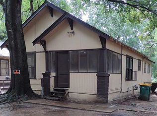 1921 W 9th St, Texarkana, TX 75501