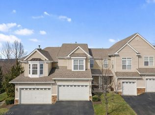 79 Indigo Rd, Hackettstown, NJ 07840