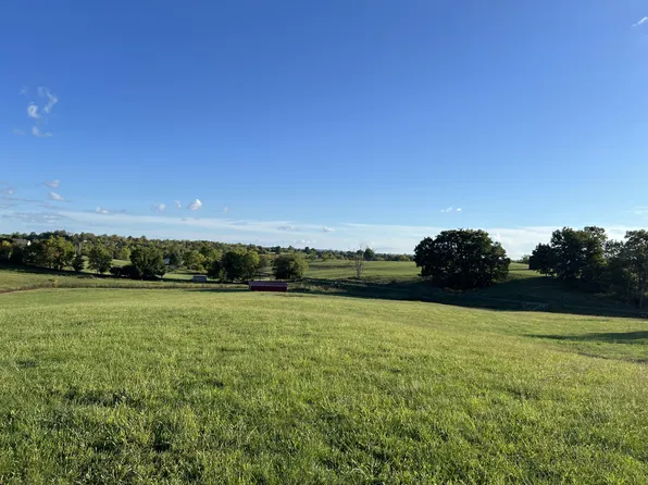 9999 Gilberts Creek Rd, Lancaster, KY 40444