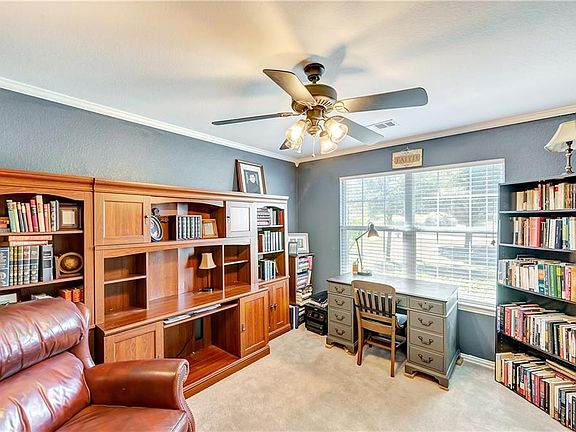 5th image of 2731 Pinnacle Dr
