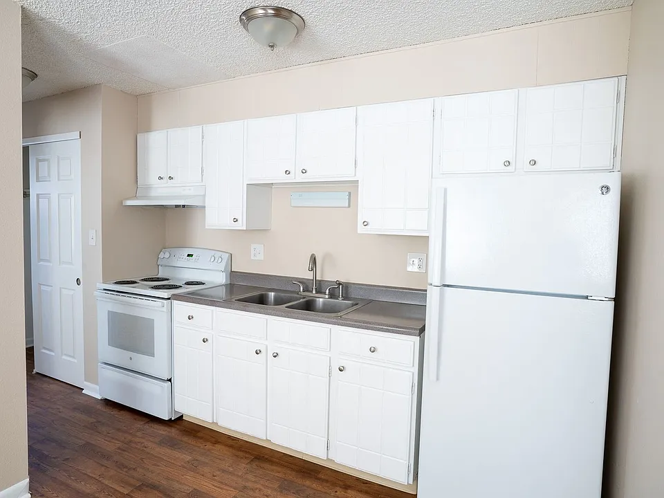 Linda Kay Apartments