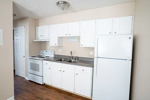 Linda Kay Apartments Photo 1