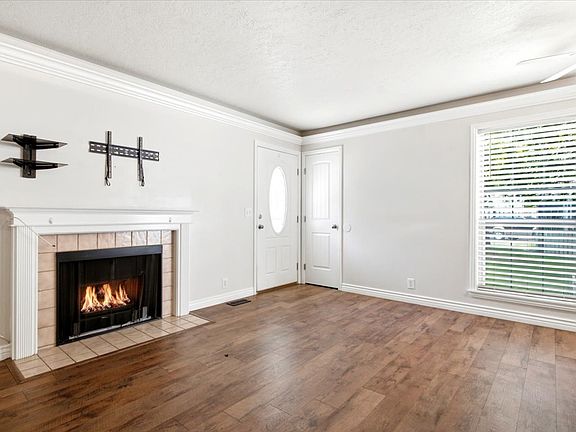 5th image of 1364 W Beacon Dr