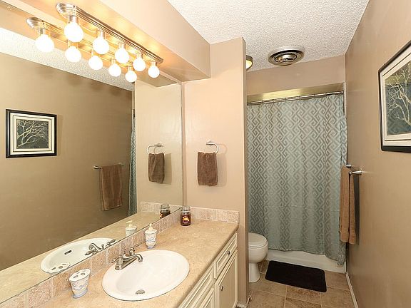 3rd image of 15837 E Pony Lake Dr