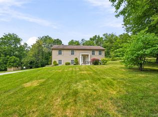 564 Clove Rd, Monroe, NY 10950
