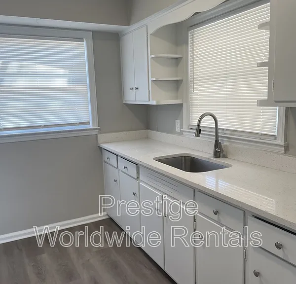 1017 Fleming Ave — Photo 5