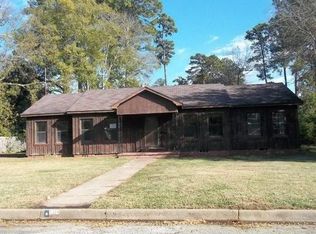104 Betty Dr, Longview, TX 75602