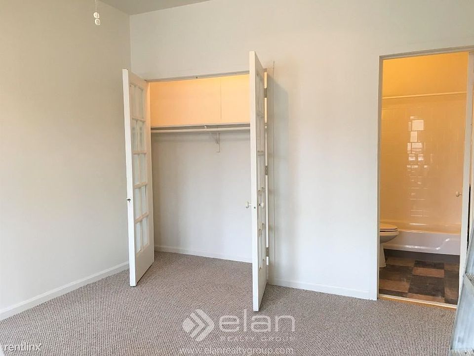 2nd image of 3957 W Irving Park Rd APT 3957-206
