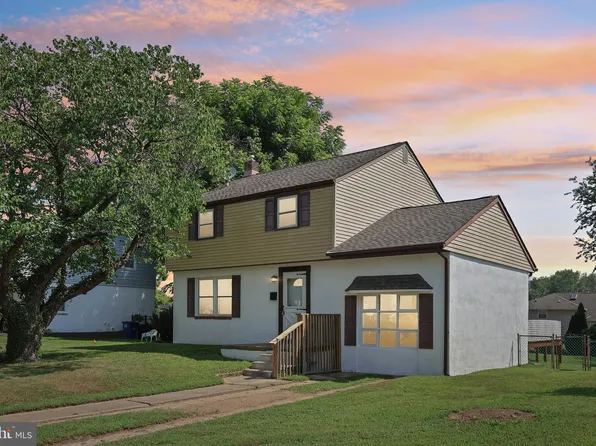 15 Rose Ln, Burlington, NJ 08016
