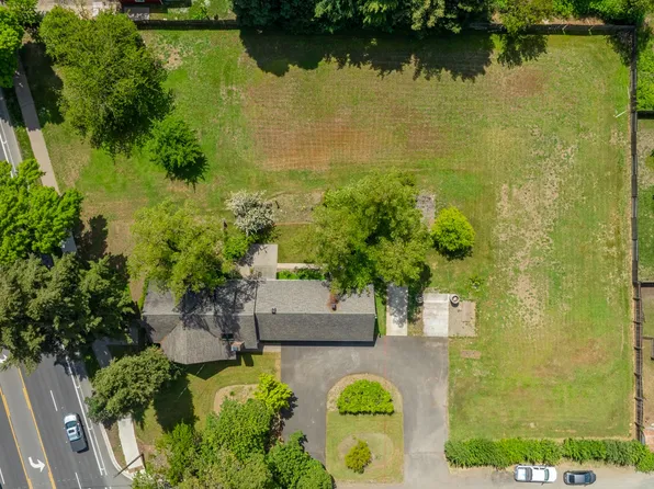 River Rd, Eugene, OR 97404