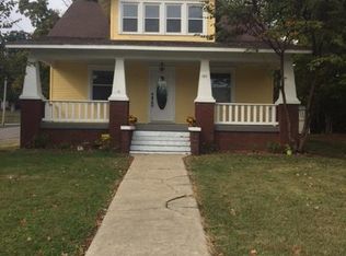 100 N 1st St, Irvington, KY 40146