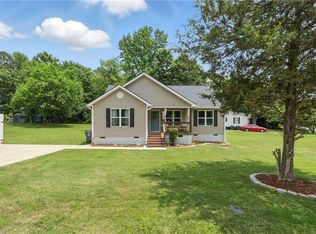 4402 Southern Webbing Mill Rd, GREENSBORO, NC 27405